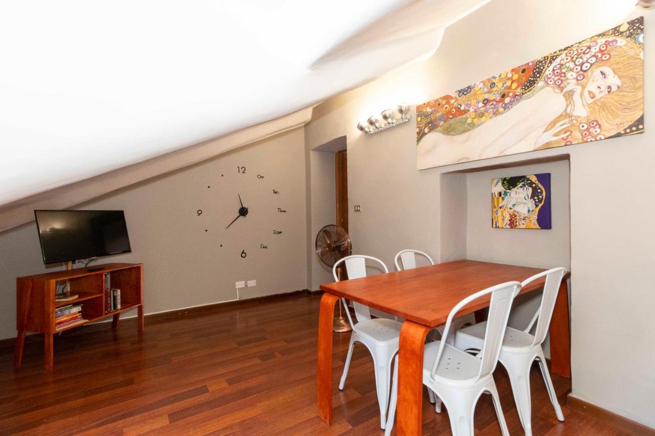 San Salvario Apt With Balcony Torino Kültér fotó
