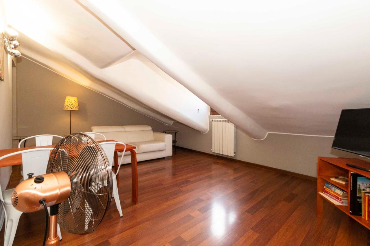 San Salvario Apt With Balcony Torino Kültér fotó
