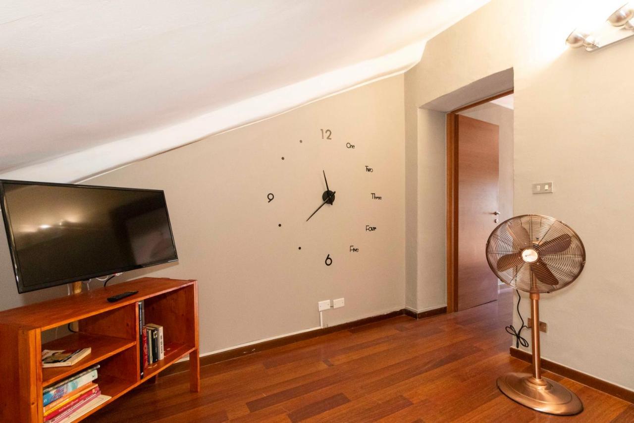 San Salvario Apt With Balcony Torino Kültér fotó